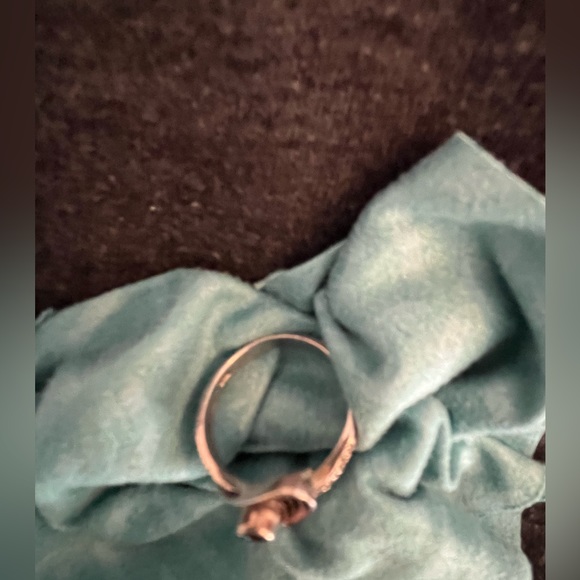 Sterling Silver Red Garnet and Marcasite Gemstone Ring size 7 1/2 - Picture 6 of 6